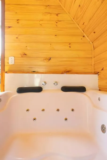 Guest house Chale Com Hidromassagem Casa Papai Noel Hotel Campos do Jordao Brazil